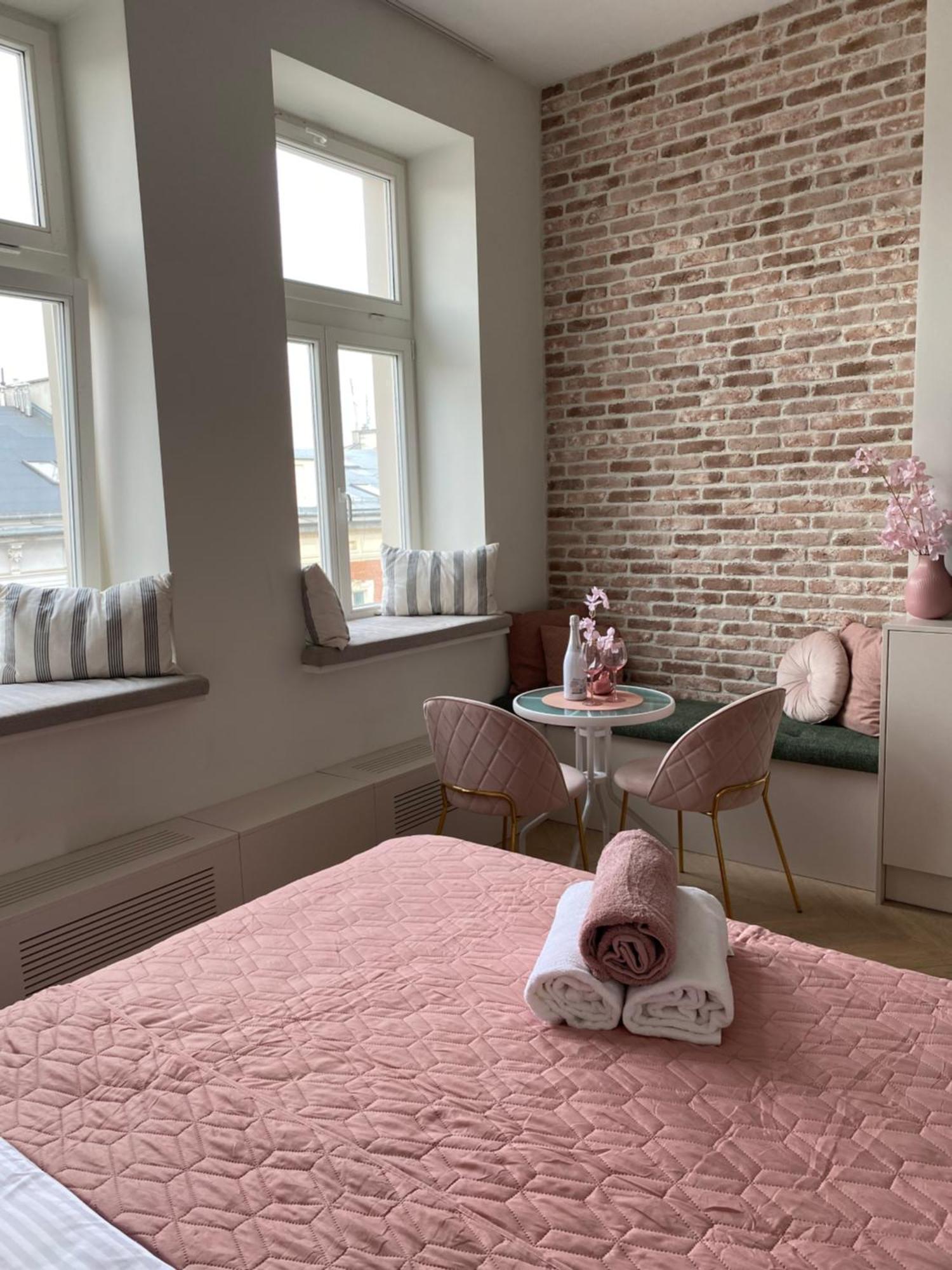 Royal Rose Apartment - Old Town クラクフ エクステリア 写真