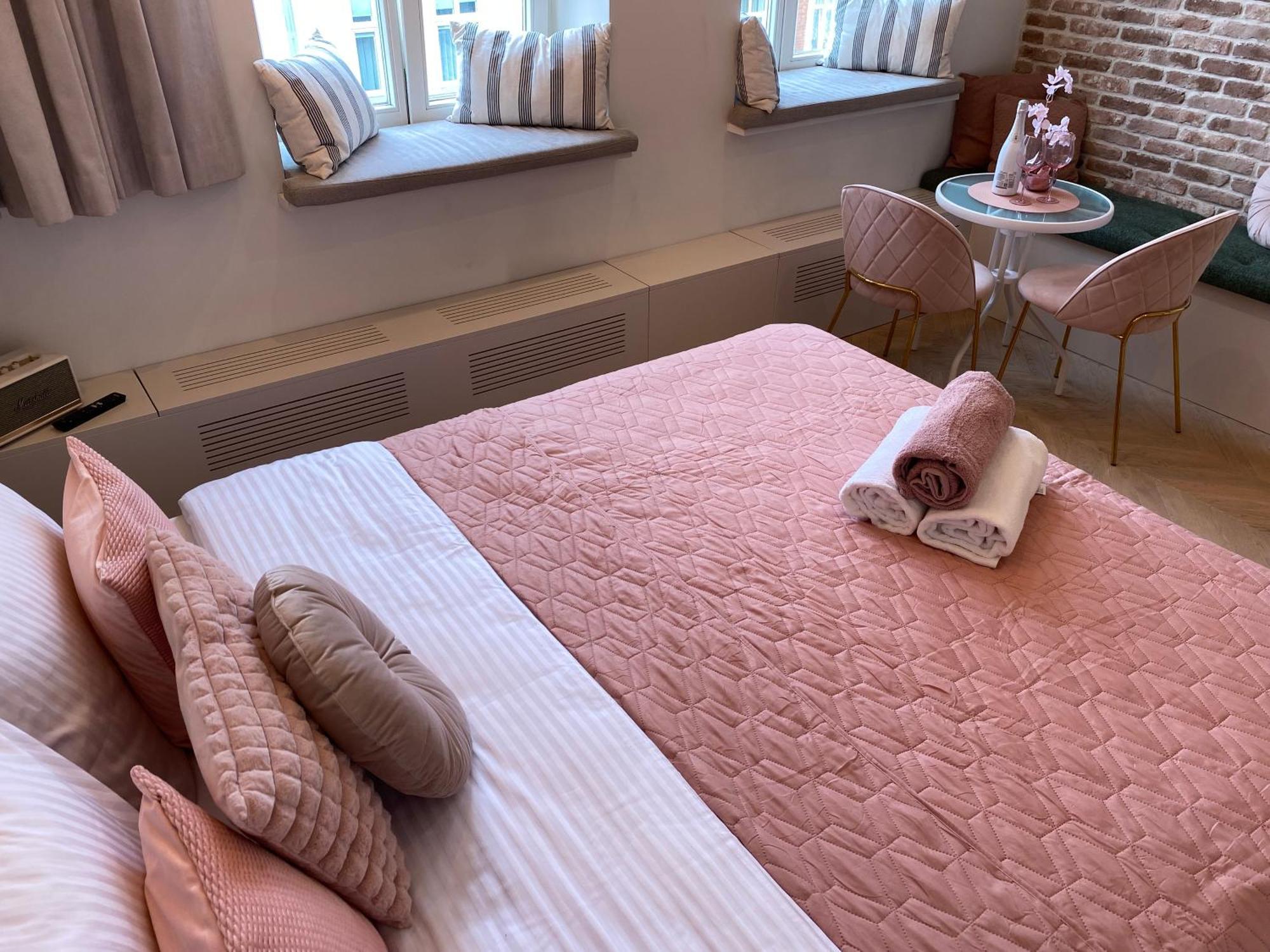 Royal Rose Apartment - Old Town クラクフ エクステリア 写真